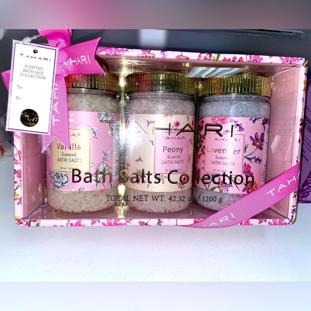Tahari Bath Salt